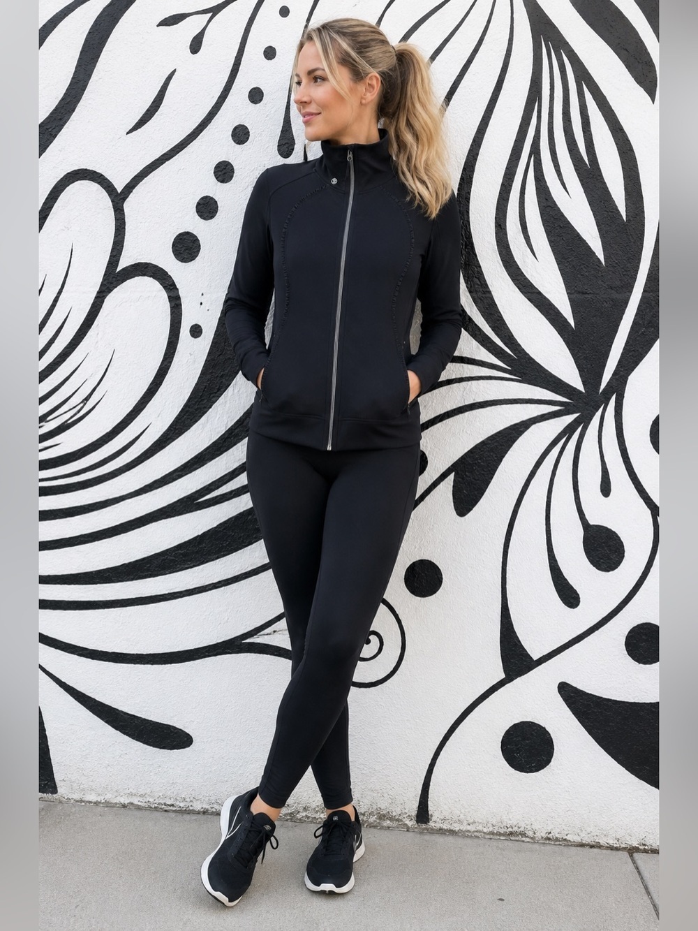 Lululemon Nice Asana Jacket Ruffle size 6.